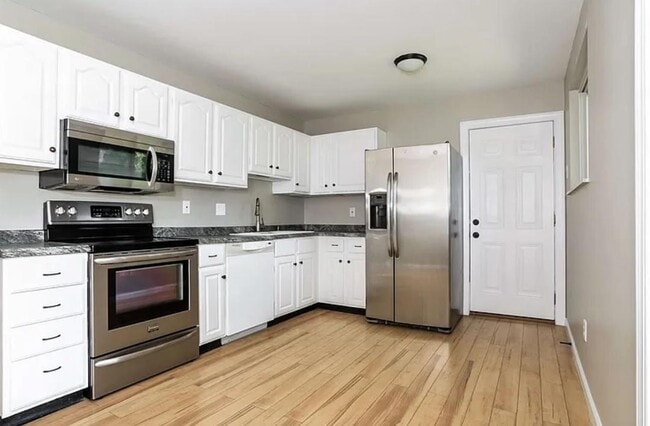 Photo - 53 Beckford Dr