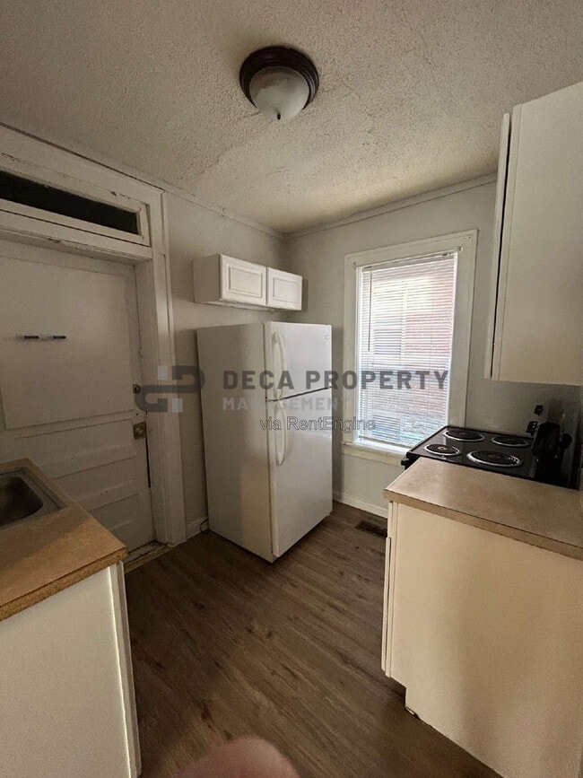 Photo - 4231 Ellenwood Ave Unit 102