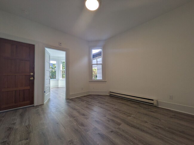 Photo - 632 Unit 3/GN