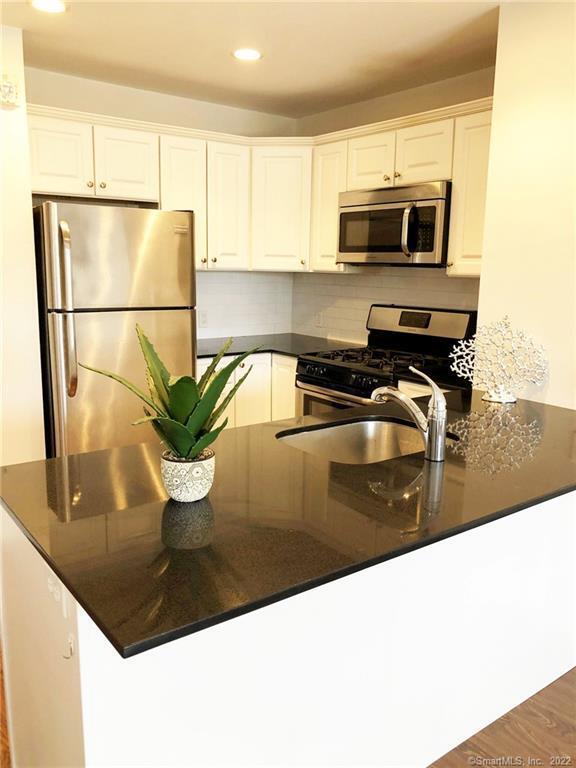 Photo - 947 Hope St Unit 301