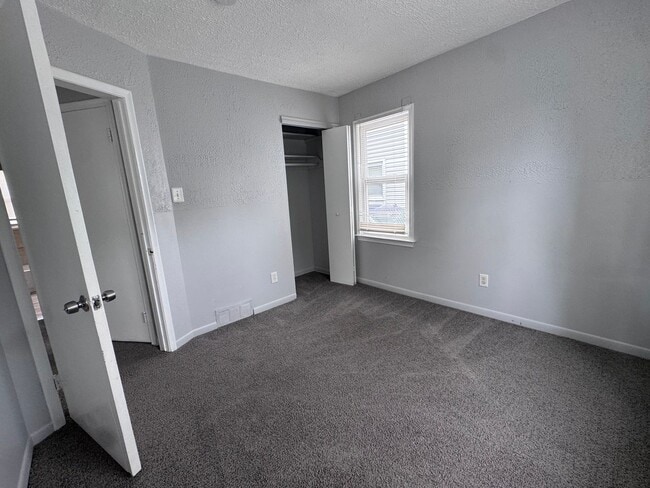 Photo - 11096 Jewett Ave