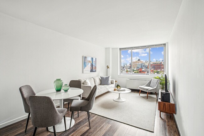Photo - The Chrystie