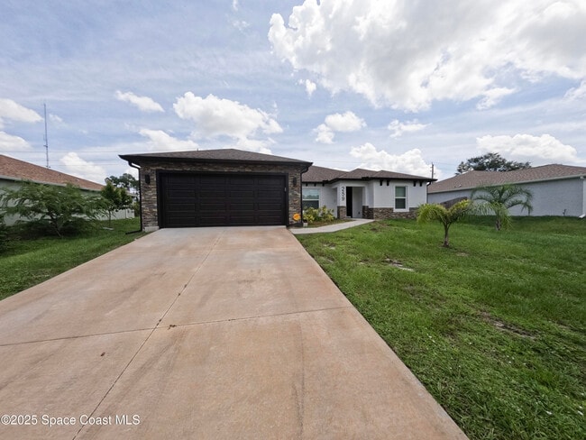 Building Photo - 259 Wilton Ave SW