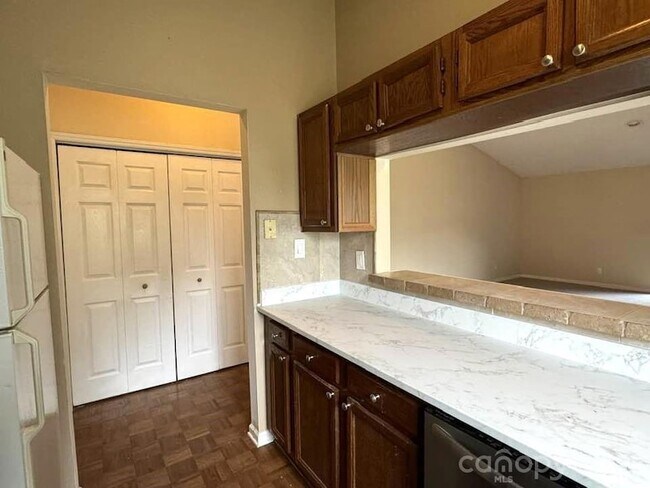 722 Mallard Head Pl