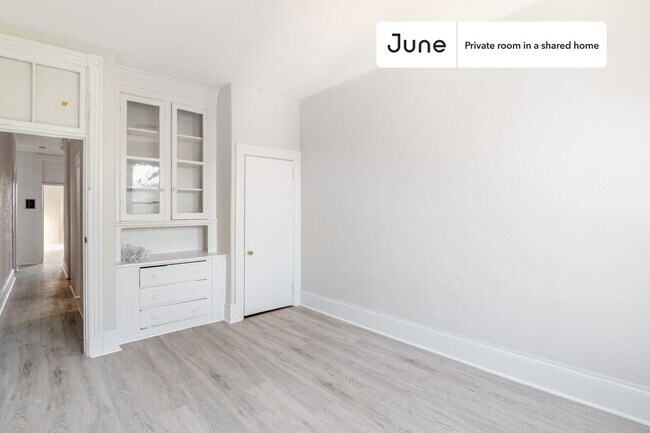 Photo - Room in Shared 4 bed/1 bath home Unit D