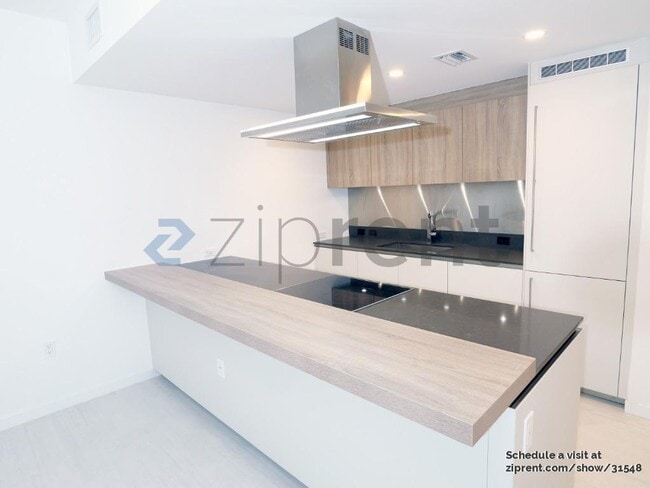 Photo - 1000 Brickell Ave