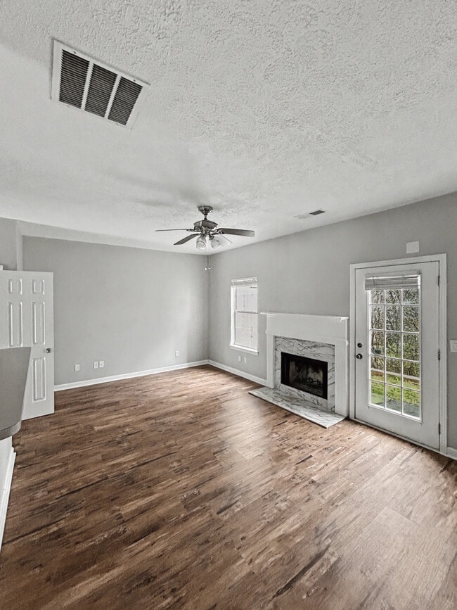 Photo - 21 Timber Ridge Dr