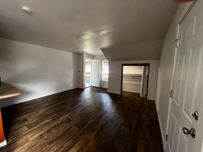 Photo - 315 S Main St Apartamento Unidad Vacant