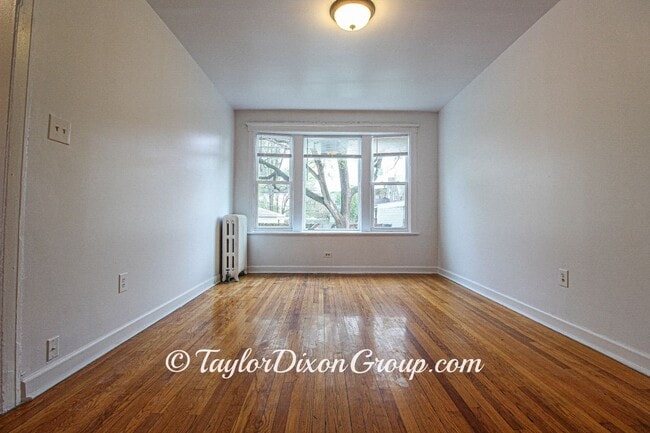 Photo - 506 E 70th St Unit 1