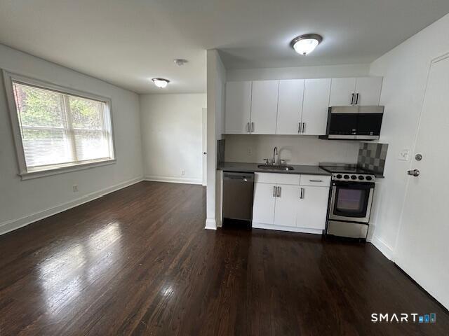 Building Photo - 114 Grove St