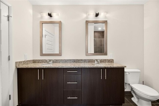 Photo - 1080 Peachtree St NE Unit 2004