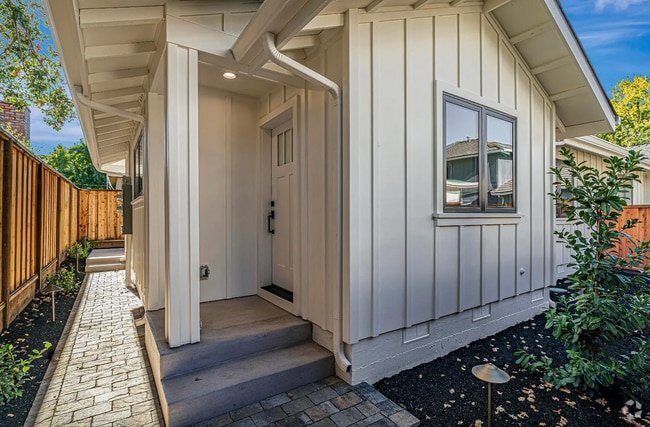 Building Photo - Welcome to The Grove on Kentfield, located... Rental