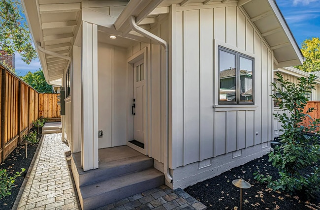 Welcome to The Grove on Kentfield, located... - Welcome to The Grove on Kentfield, located... House
