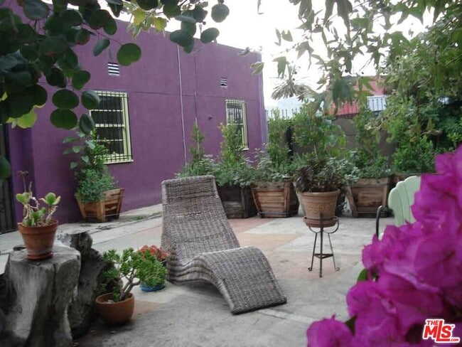 Photo - 5422 Washington Blvd