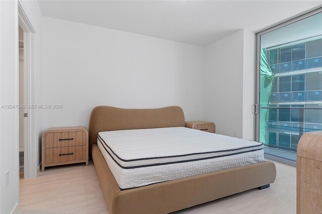 Photo - 77 SE 5th St Unit 1905