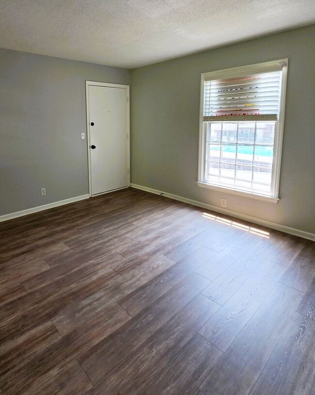 Photo - 1792 Ebenezer Rd