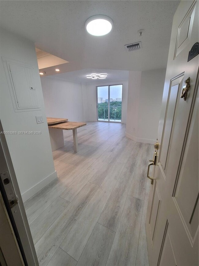 Photo - 3500 Coral Way Unit 812