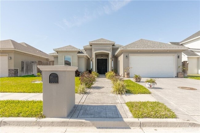 Photo - 27 Tulipan Ave