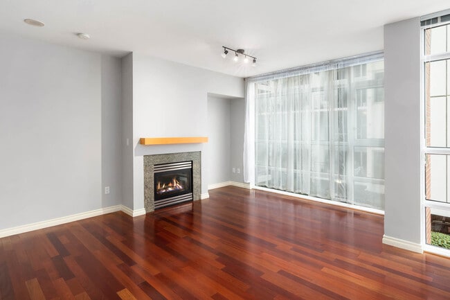 Photo - 1420 Terry Ave Unit 408