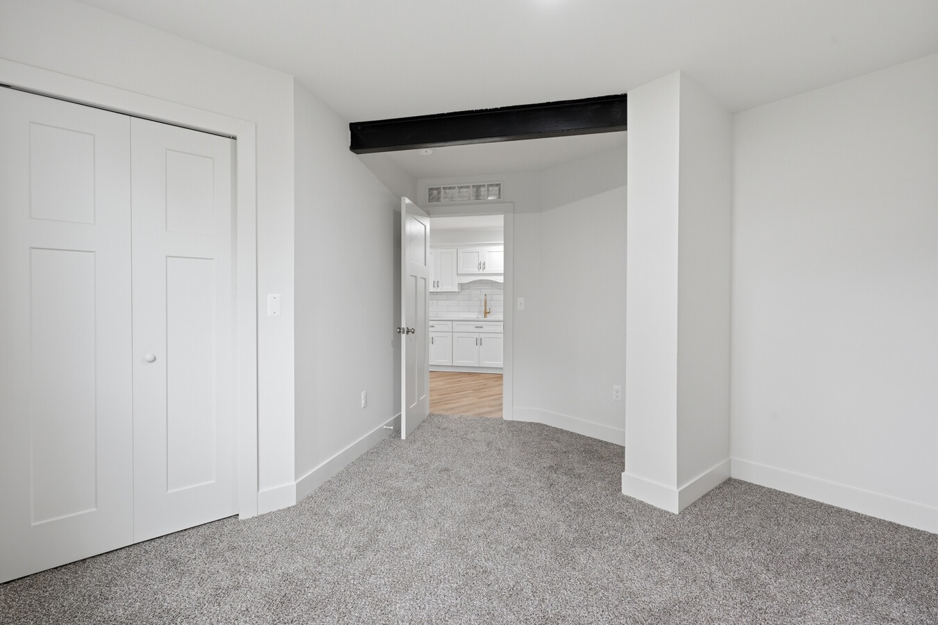 Photo - 780 N Van Dyke Rd Unit Apt #3