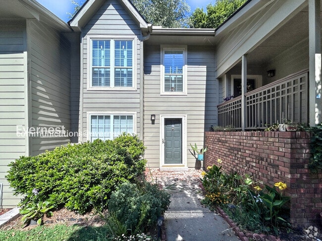 Building Photo - 1105 Lenox Way NE Rental