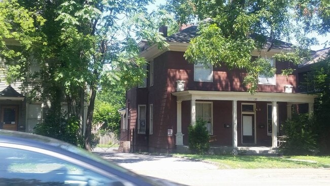 Building Photo - 37 S McLean Blvd Unit 1 Rental