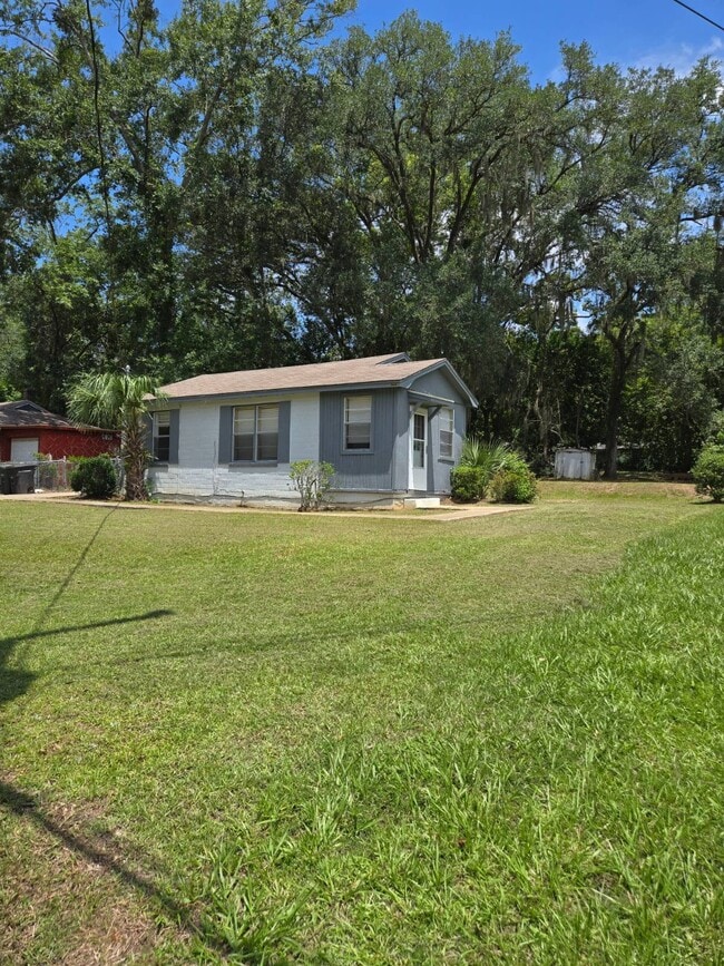 Building Photo - 1222 Coleman St