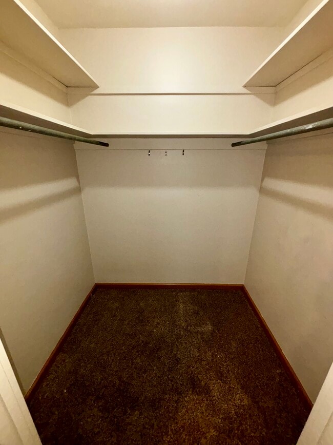 Photo - Schneider Ave #51