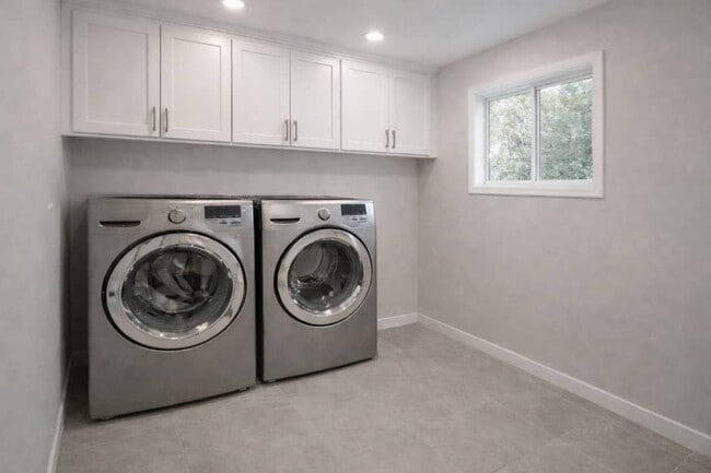 Photo - Vanguard Apartments