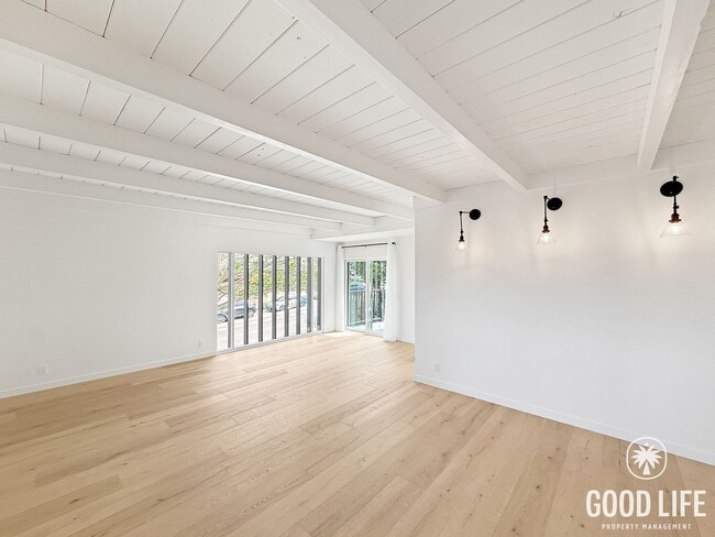 Photo - Bright 3BD/2BA Home in Encinitas with Natural Light, In-Unit Laundry & Easy Freeway Access