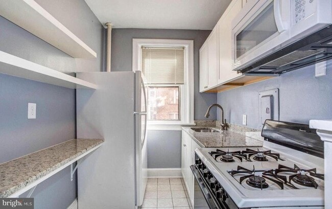 Photo - 1954 Columbia Rd NW Unit 306