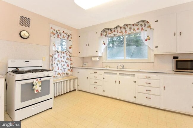 Photo - 3728 Brunswick Pike