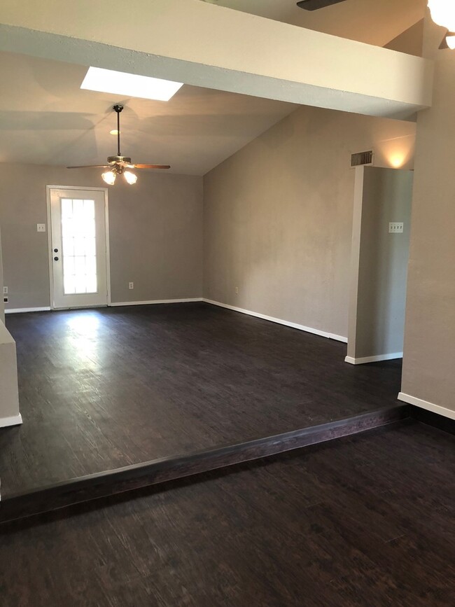 Must SEE- Luxury Flooring-Coming Soon Rental - House Rental in Garland ...