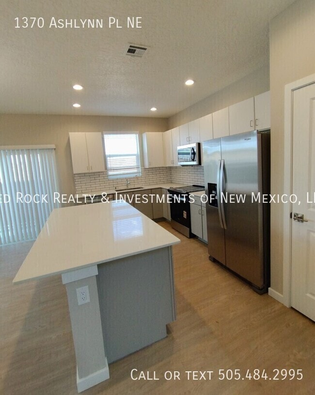 Photo - 1370 Ashlynn Pl