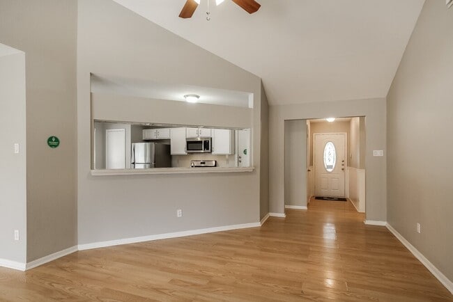 Building Photo - 2522 Sherwood Hollow Ln Rental