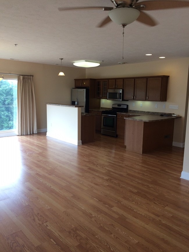 Two Bed / Two Bath Kitchen