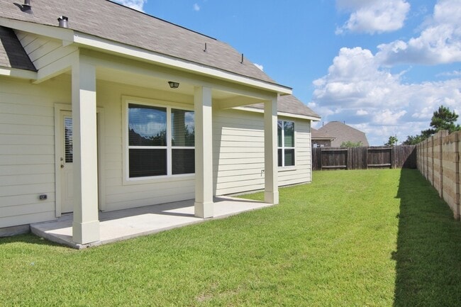 Photo - 30603 Gardenia Trace Dr
