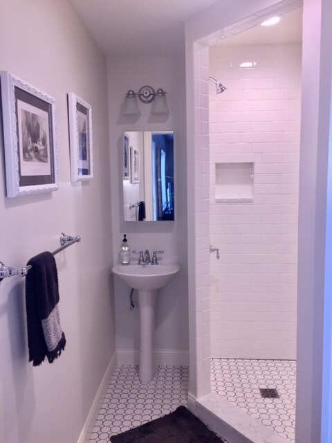 Photo - 110 W 10th St