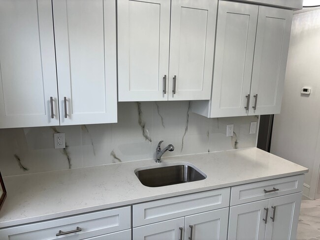 Photo - 334 Midland Ave Unit 3