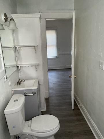 Photo - 4131 Woodbridge Ave