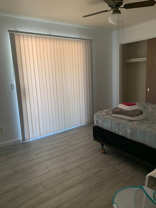 Photo - 1209 E Elm St Unit 1209