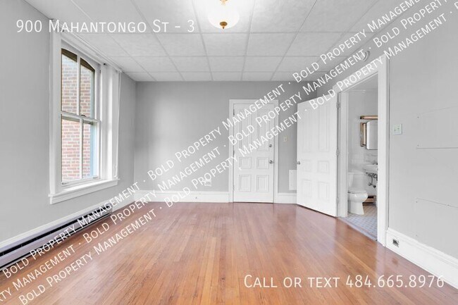 Photo - 900 Mahantongo St Unit 3