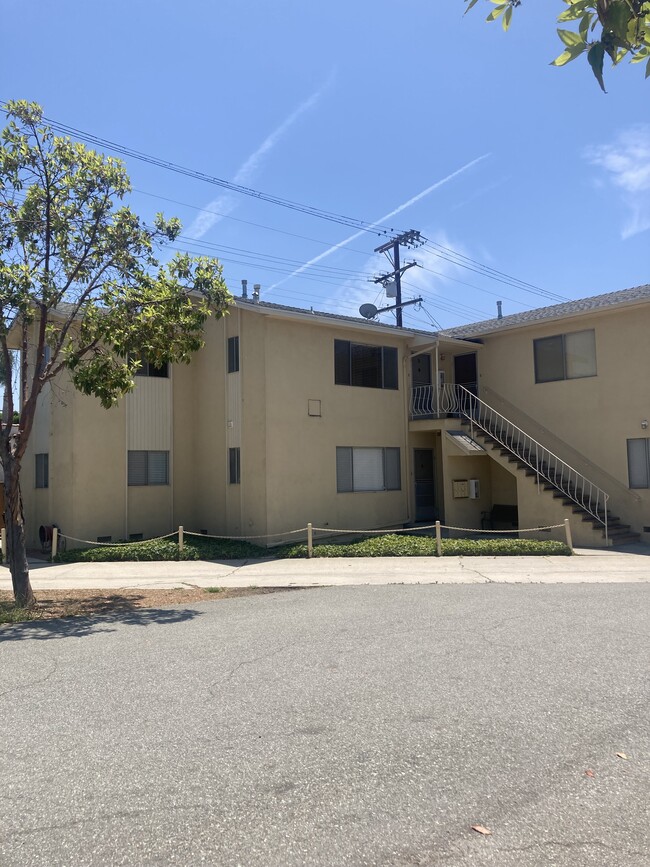 Building Photo - 242 Argonne Ave Unit C