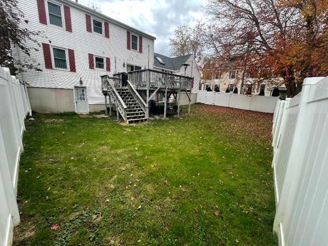 Photo - 431 Winnacunnet Rd