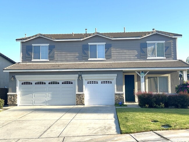 Building Photo - Silver Loop Jurupa Valley, 91752  (5 bed, ... Rental