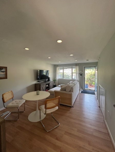 Photo - 66 Kennedy Dr (North Chelmsford, MA)