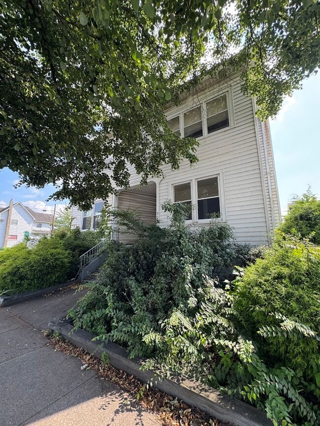 Photo - Newly Renovated 2 bedroom/1 bath Apartment! Unidad 508 2nd Fl