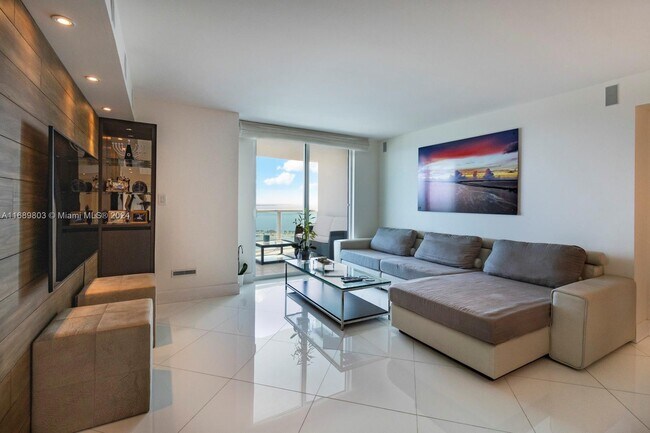 2101 Brickell Ave Unit 2706