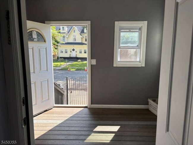 Photo - 239 S Clinton St