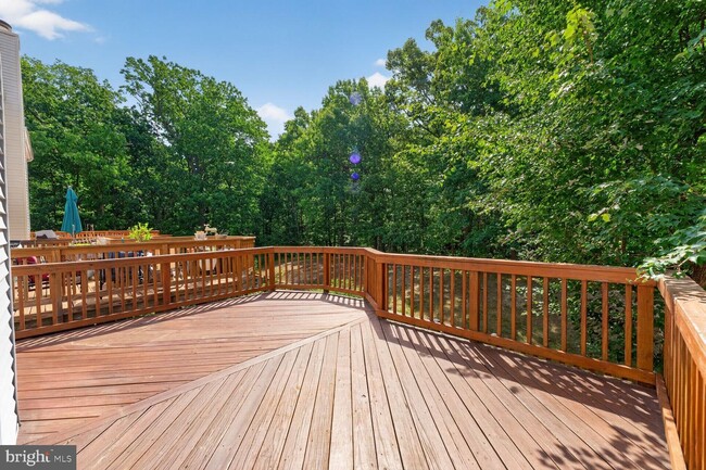 Photo - 5619 Ridge View Dr